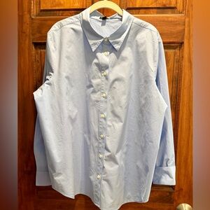 Ann Taylor Women’s Sky Blue Casual Button Down Shirt